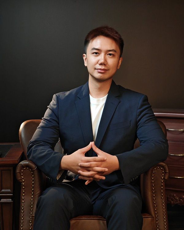 Debo-Zhang-HONOR-GCC-GM.jpg