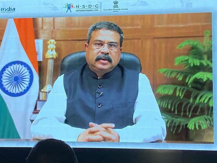 Dharmendra_Pradhan_1648393122321_17fcbe2f230_original_ratio.jpg